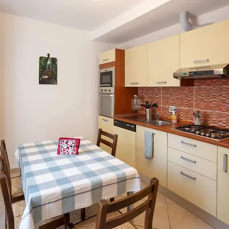 Borgo Paradiso