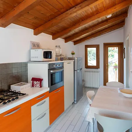 Borgo Paradiso Gasthuis Maccagno